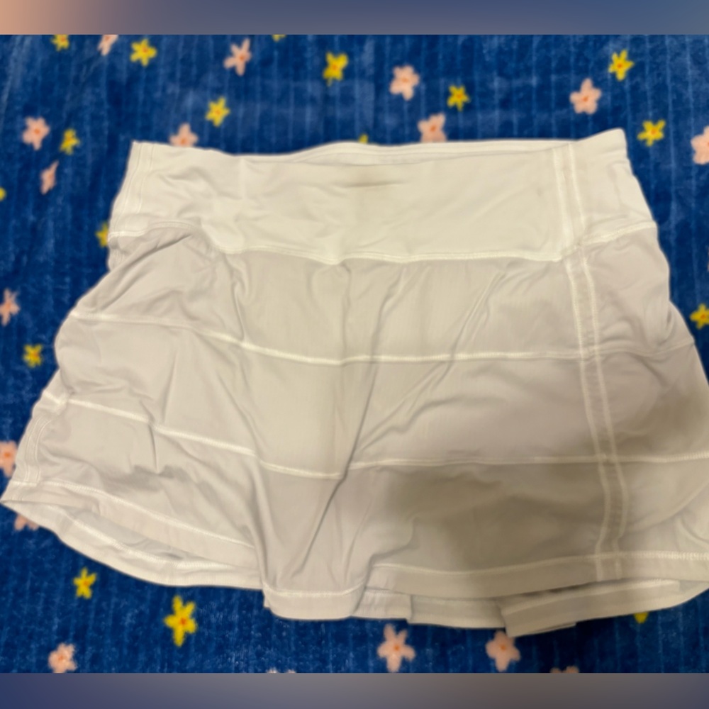 pace rival white lulu skirt!!